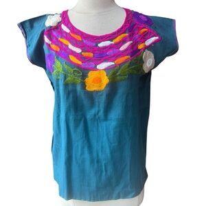 1960s/70s Floral Embroidered Cotton/Linen Mexican Peasant‎ Blouse